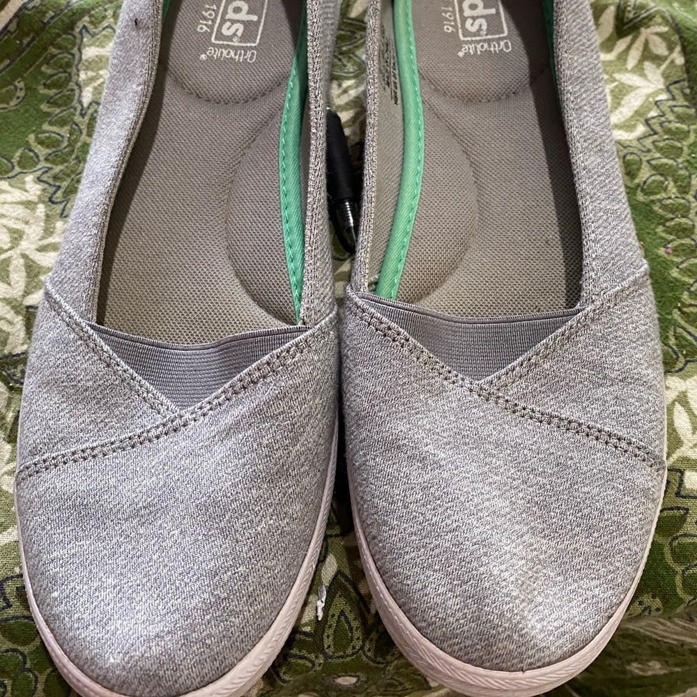 KEDS Ortholite Gray Slip Ons.  EC Size 8.5.  Worn once. Has Elastic. Easy on off